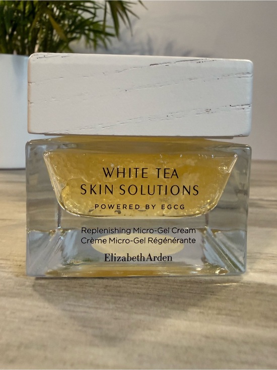 Elizabeth Arden Other - Elizabeth Arden White Tea Skin Solutions Replenishing Micro-Gel Cream 50 ml